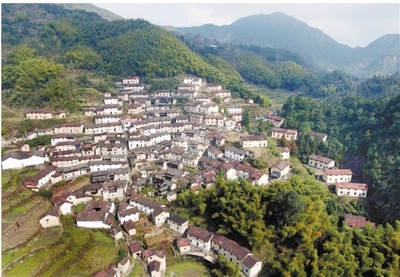 邂逅“江南布达拉宫” 浙江武义山村因形似西藏古建筑群走红